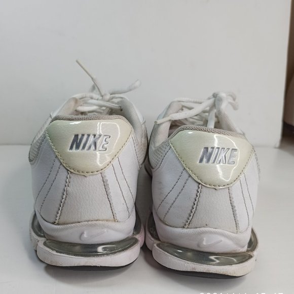 Nike Air Exceed 366650-111 Lace Up Sneaker 9.5 - Picture 4 of 5